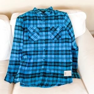 Men’s Button Down Flannel. Sz XL. With Tags.